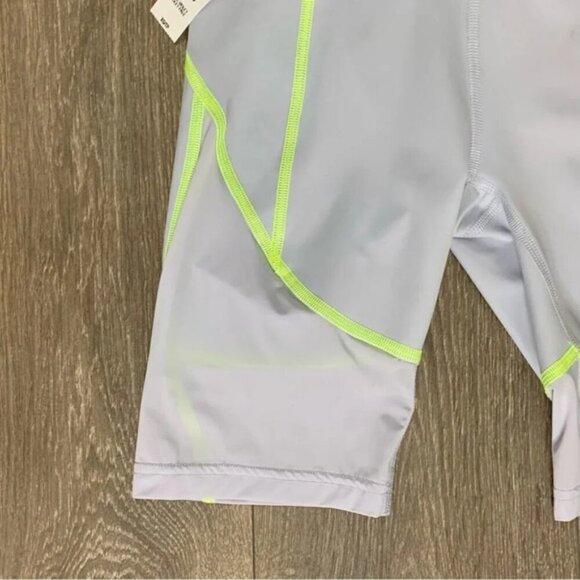 Tna Aritzia Sereno Biker Shorts High Rise Waist Pale Violet Purple Size XS - Picture 8 of 16